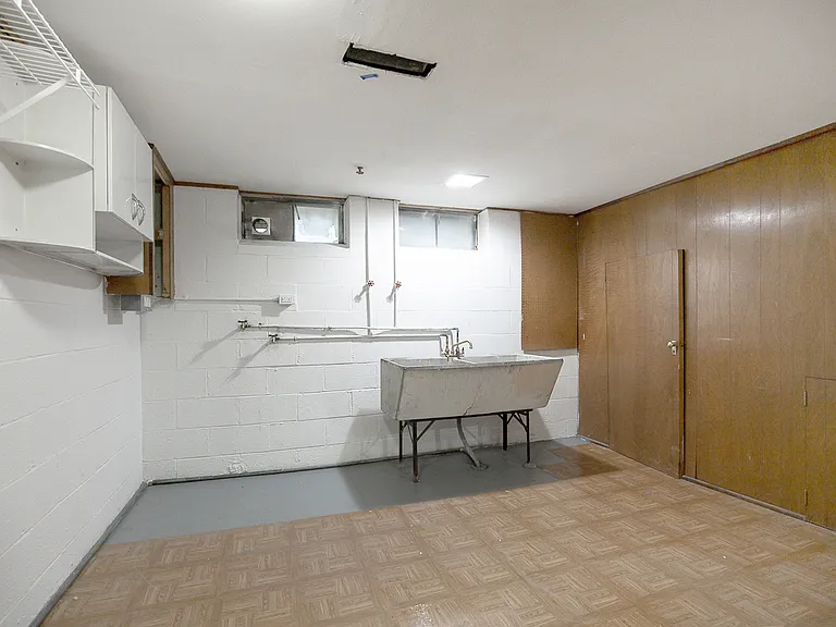 4365 Adrian Rd — Photo 24