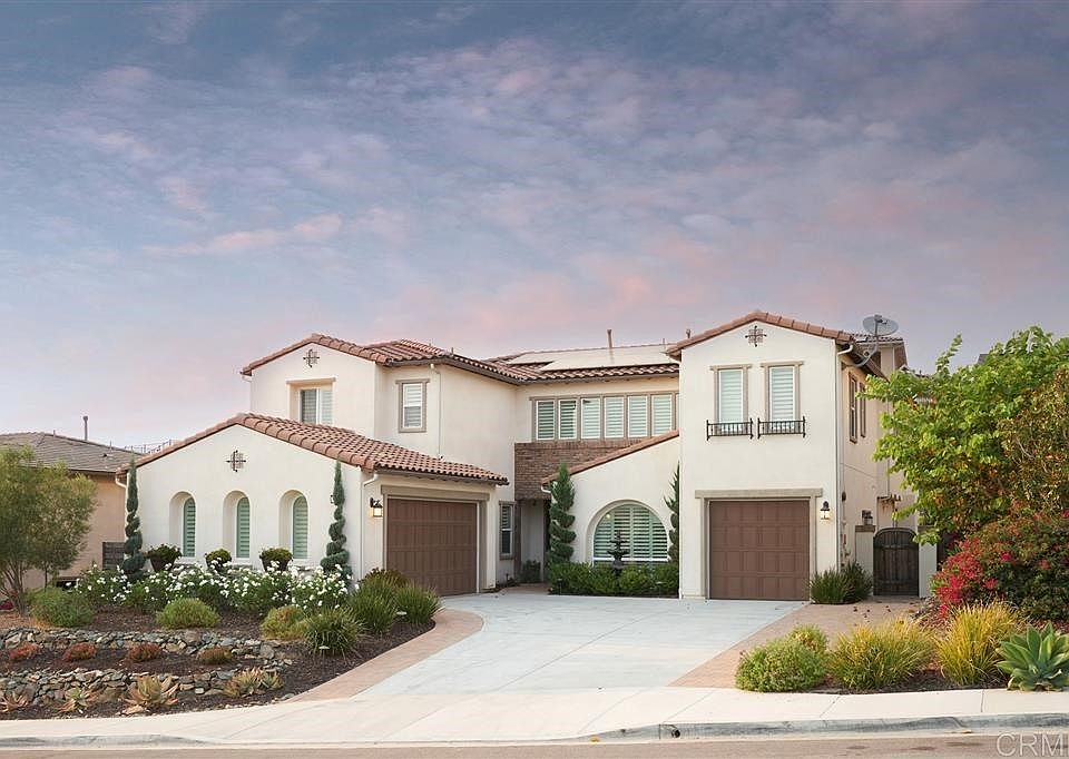 1st image of 967 Tucana Dr