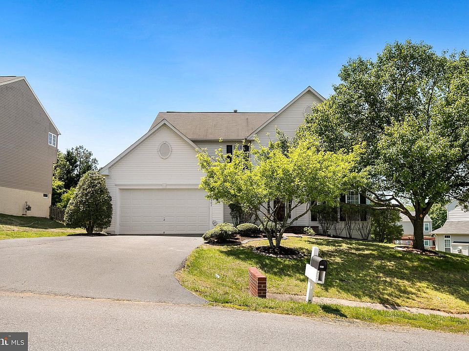1st image of 3507 Carlyle Ct