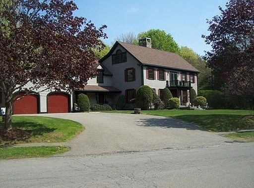 3rd image of 465 Atherton St