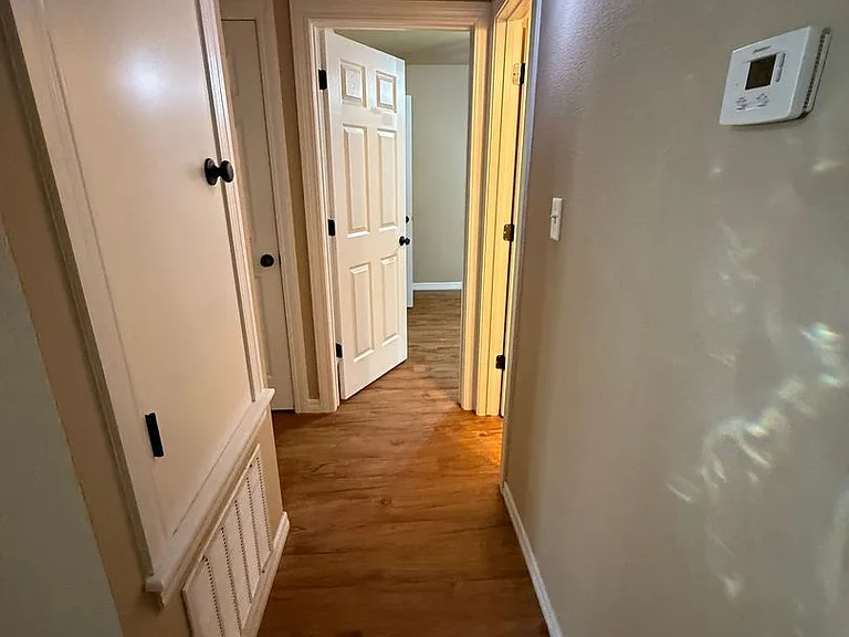 1400 Bon Air St — Photo 3