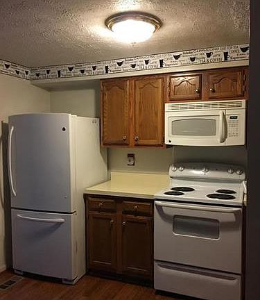 5th image of 1301 Germander Dr