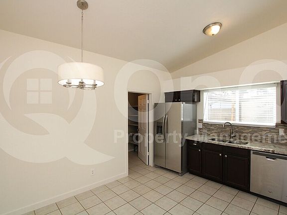3rd image of 5135 E Evergreen St Unit 1201