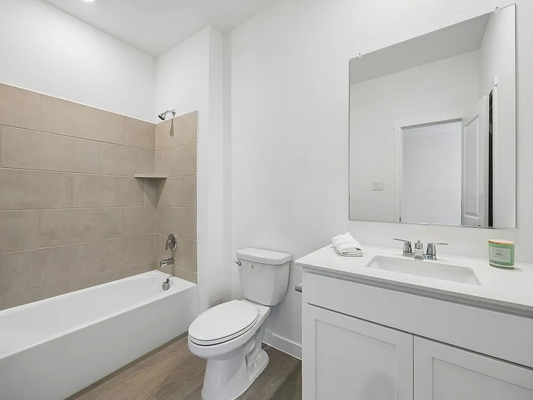 9112 Suttonridge Dr — Photo 22