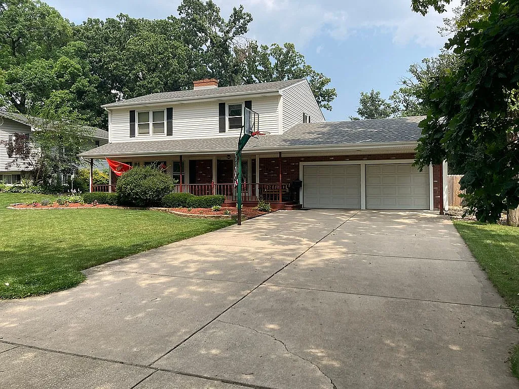 408 Earl Ave photo 1