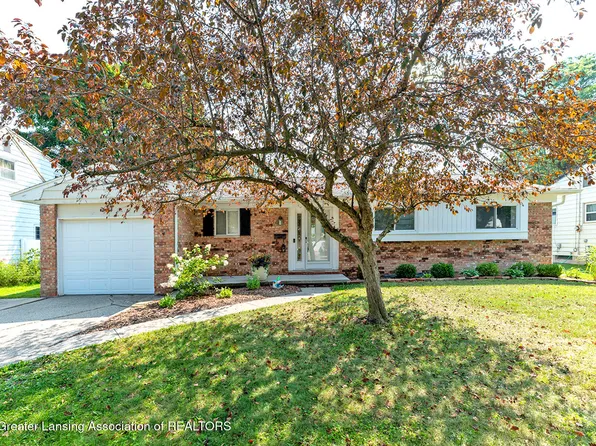 2414 Darby Dr, Lansing, MI 48906