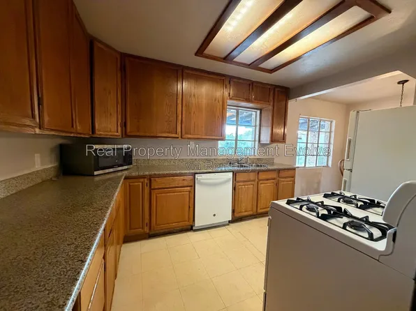 2320 W Rose Ln, Phoenix, AZ 85015