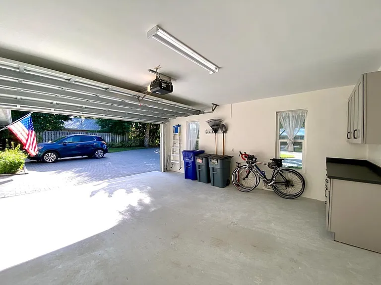 907 Tropic Dr — Photo 31