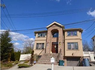 15 Drew Ct, Staten Island, NY 10309