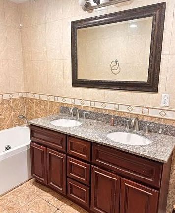 3rd image of 14062 Burden Cres APT 3A