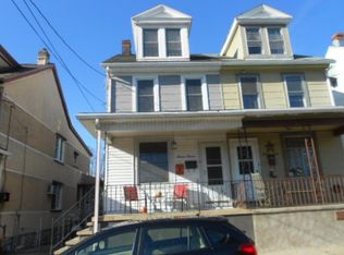1414 Seneca St, Pottsville, PA 17901