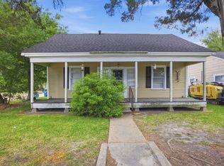825 S Crocker St, Sulphur, LA 70663