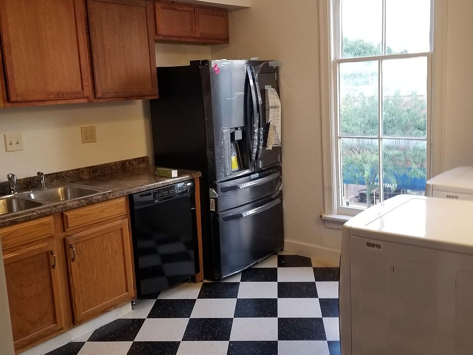 1st image of 102 W Herrick Ave APT 7