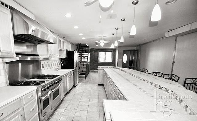 1st image of 230 10th St #H1