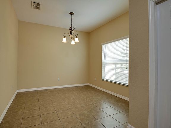 5th image of 145 Monterey Bay Dr