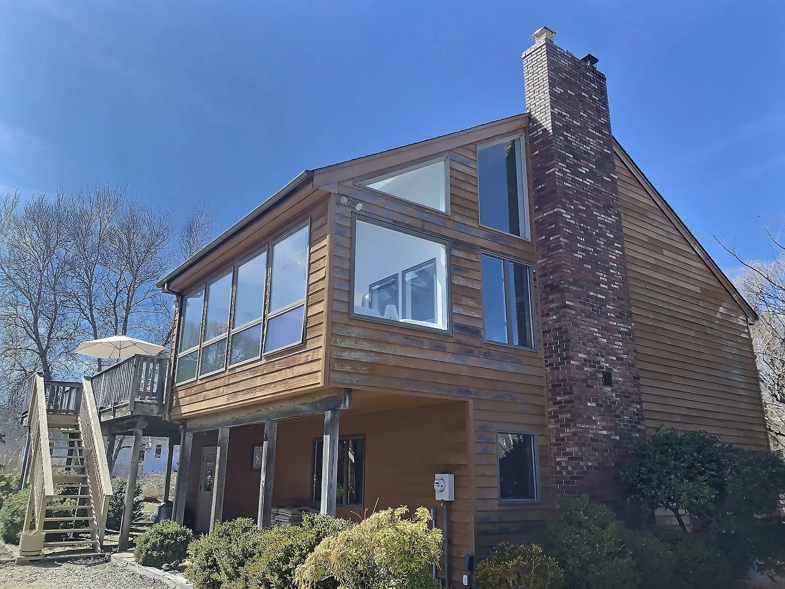 Beach House Getaway! — Photo 1