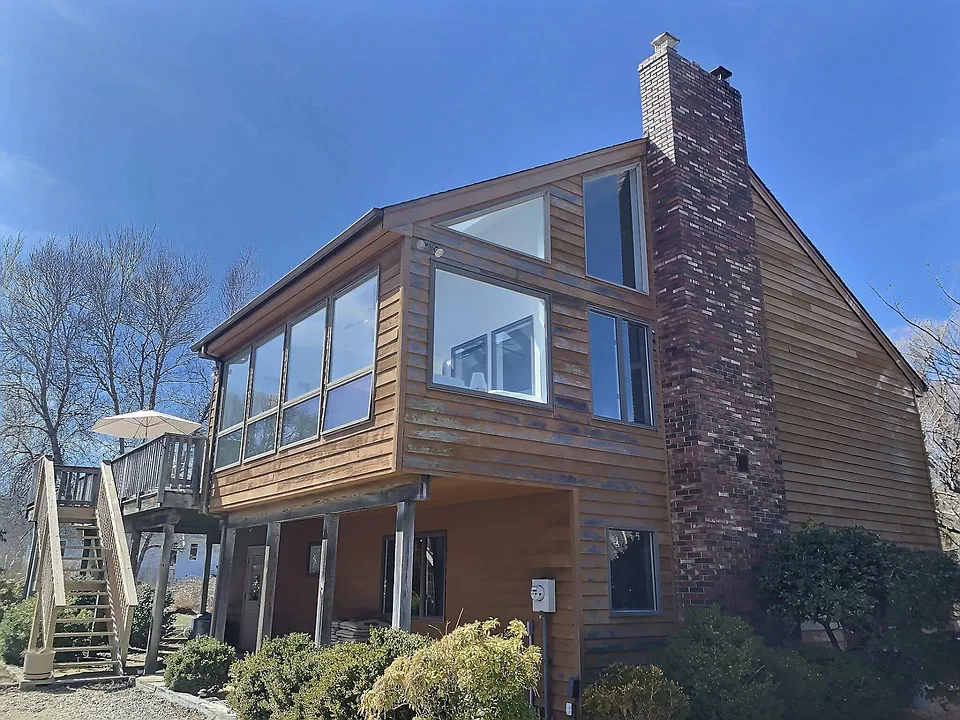 70 Gilbert Rd
