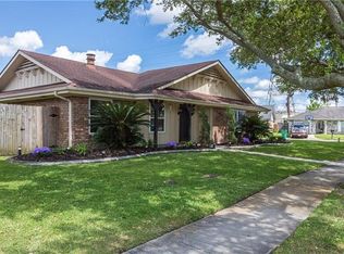 1733 Longbridge Dr, Marrero, LA 70072