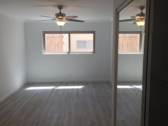 Spacious and bright master bedroom retreat with beautiful en suite bathroom for that get away from the rest of the world feeling that you need