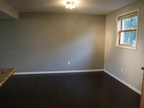 2nd image of 507 7th Ave E #B