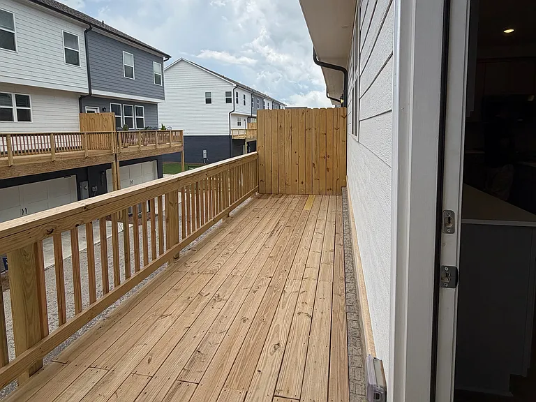 3231 Aberdeen Row — Photo 8