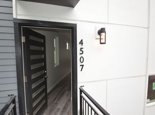 4507 23rd Ave SW, Seattle, WA 98106