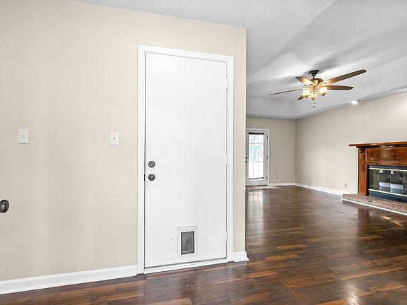 5th image of 3334 Mallard Dr