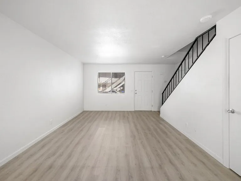 28611 Calle Del Lago #C — Photo 8
