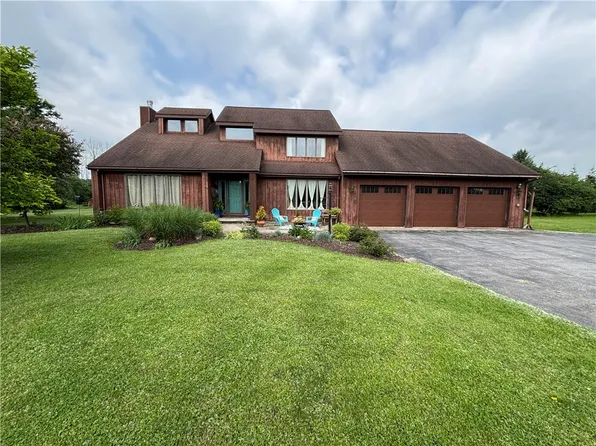 181 Budd Rd, Newark, NY 14513