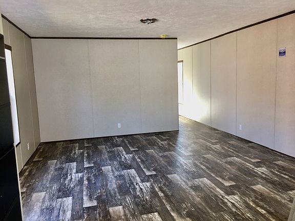 3rd image of 1033 Aspen Way