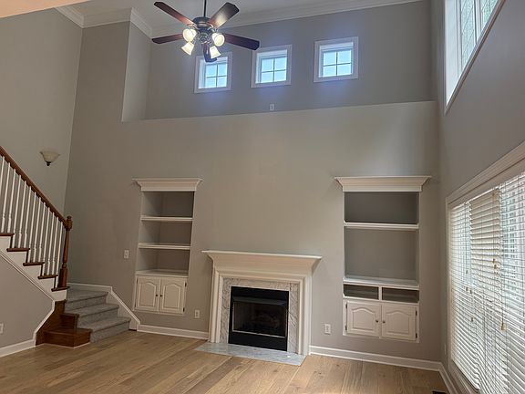 4th image of 1206 Grayscroft Dr
