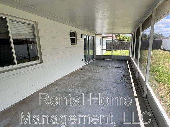 5th image of 490 Kentucky Woods Ln W