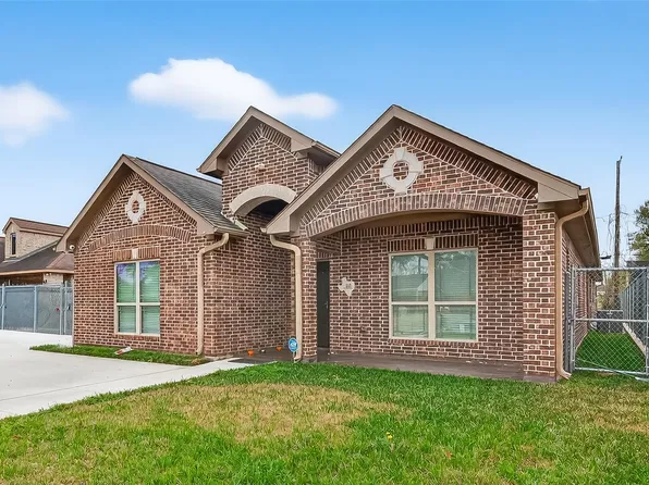 213 W Jackson Ave, Pasadena, TX 77506