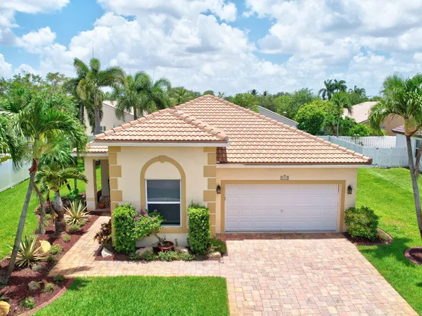 16174 SW 9th Street, Pembroke Pines, FL 33027