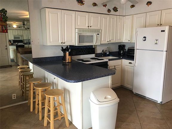 5th image of 11000 S Ocean Dr APT 2-5