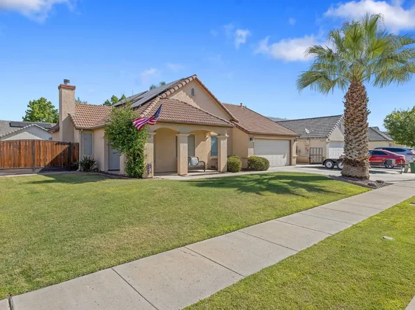 1628 Fireside Way, Lemoore, CA 93245