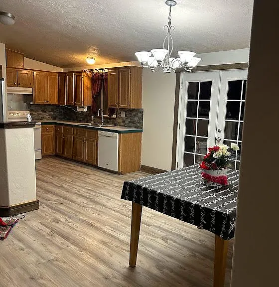 6683 Glendale Rd — Photo 4