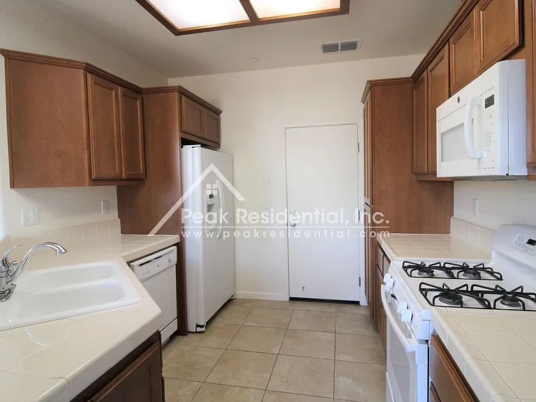 7388 Tisdale Way — Photo 3