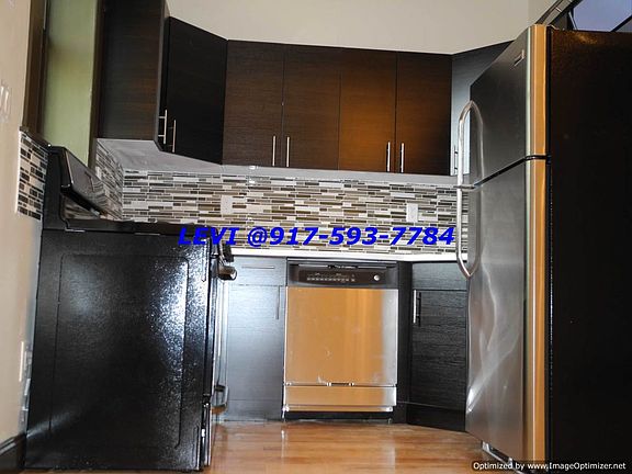 5th image of 688 Greene Ave Ste A