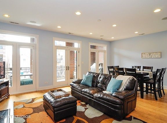 2nd image of 2112 W Belmont Ave Unit 2