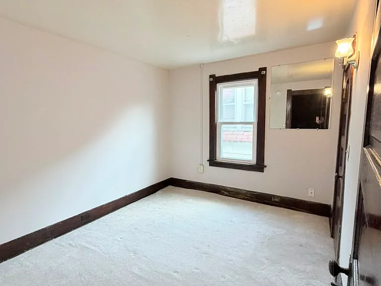1119 Indiana Ave — Photo 5