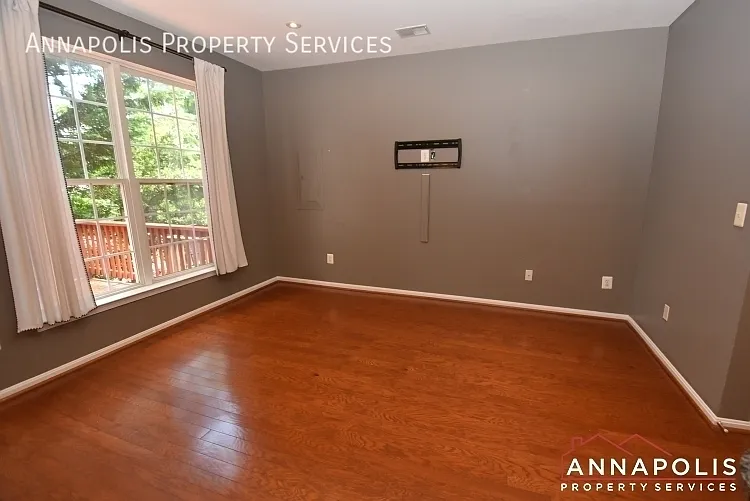 37 Harbour Heights Dr — Photo 10