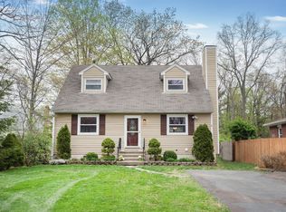 14 Juhasz Rd, Norwalk, CT 06854