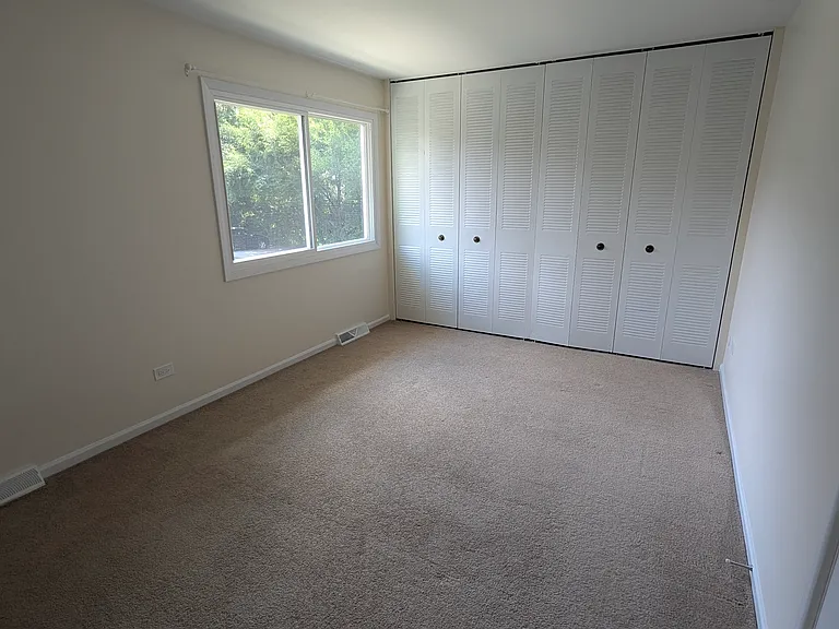 10S442 Echo Ln #3 — Photo 26