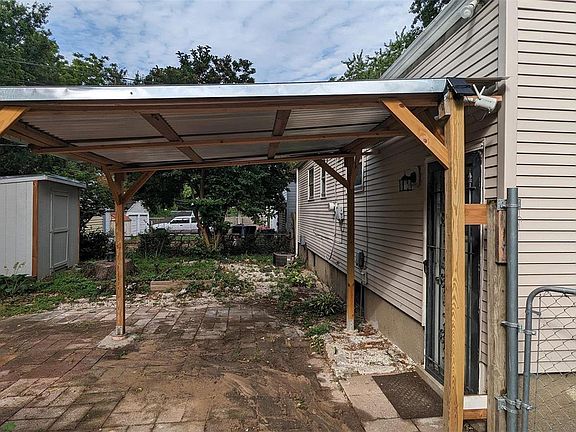 2nd image of 116 Elbring Dr
