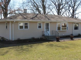 987 Thornton St, Lockport, IL 60441