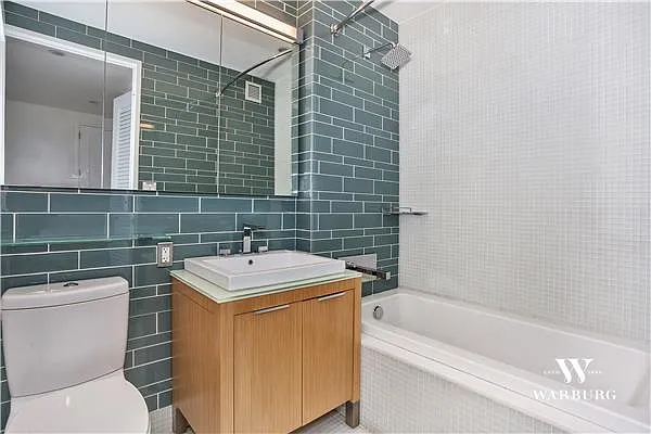 Rented by Warburg | media 53