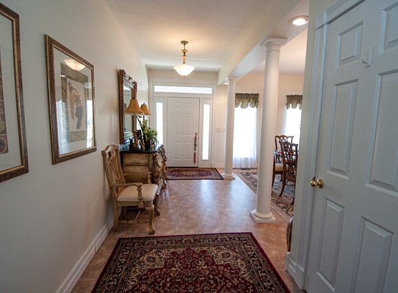 3rd image of 1240 Tipton Ln