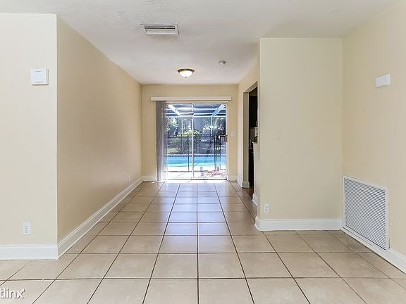 f49e7976-3ddc-4e49-8c2d-f3ba447d0256