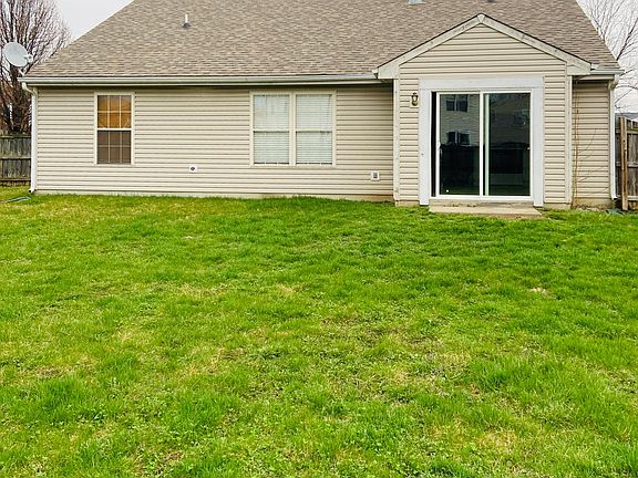 2nd image of 822 Seabreeze Dr